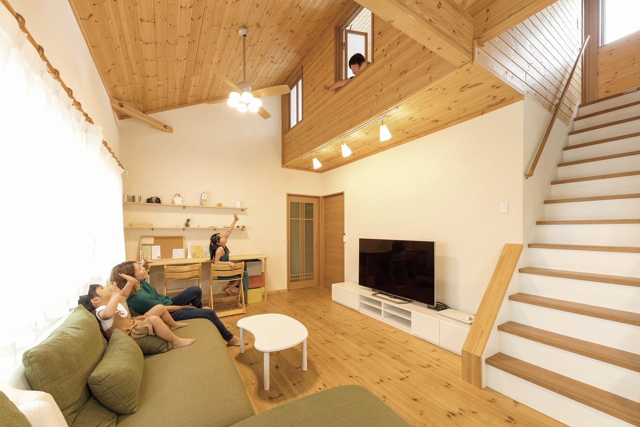 行方市で1.5階建ての注文住宅ならA-1home