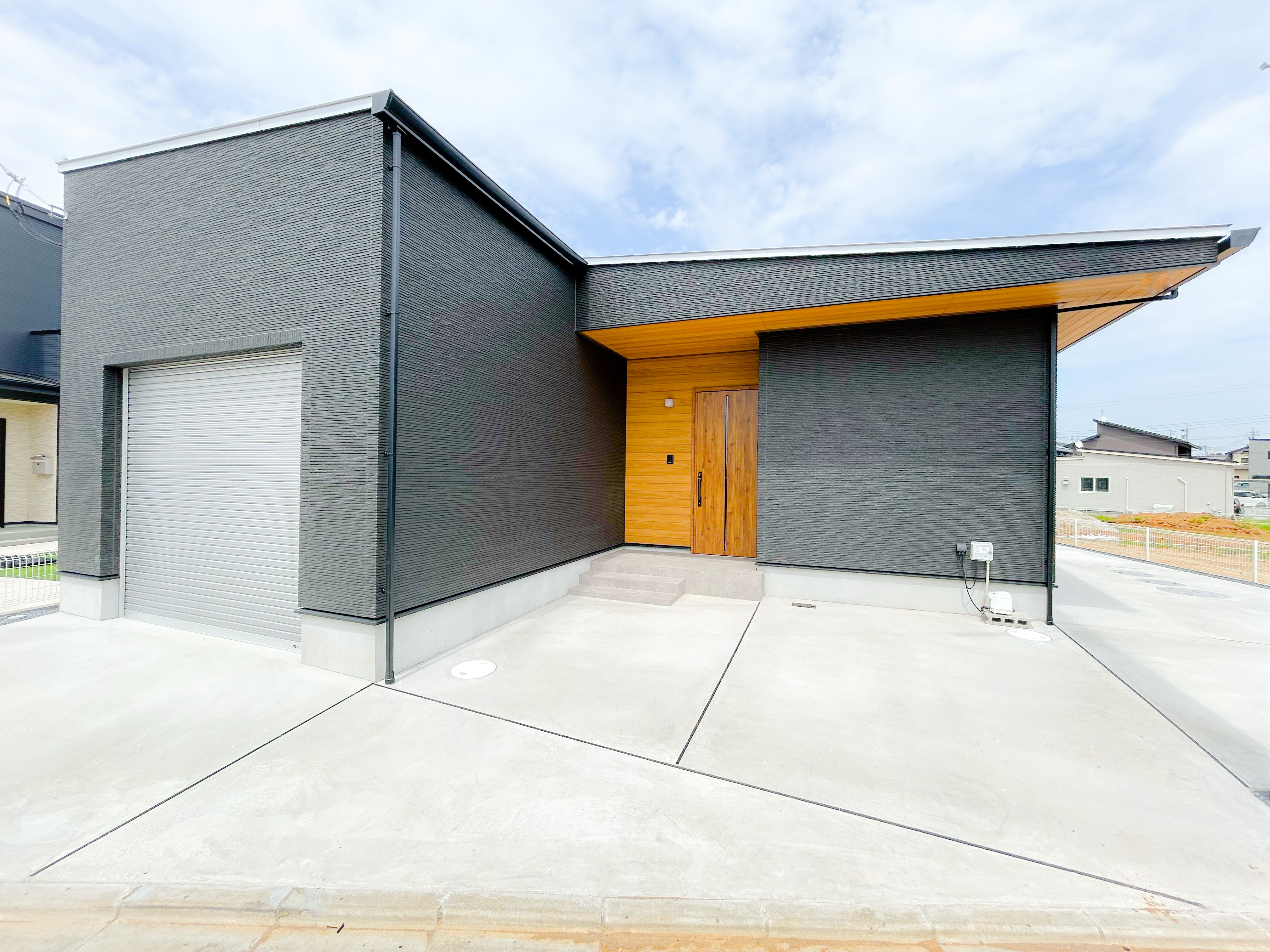 鹿嶋市で理想のガレージ付き平屋を実現！｜A-1home